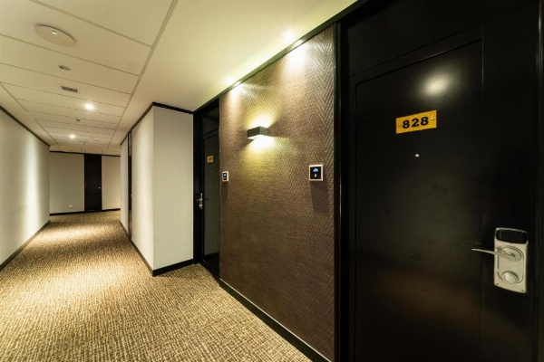 Hotel Royal Queens image 9